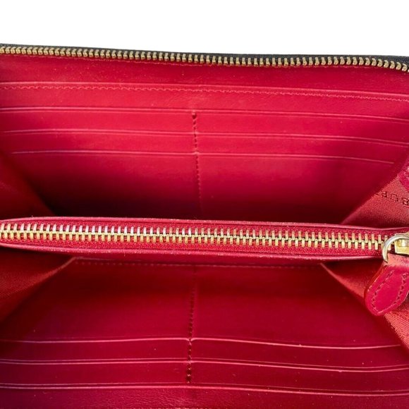 MT273 - Authentic Burberry Zip Around Long Wallet - Picture 8 of 9